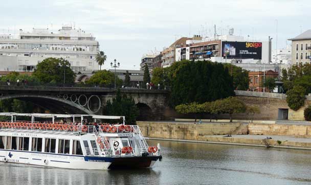 Arjona, 17 Puente de Triana Yoigo - Sevilla