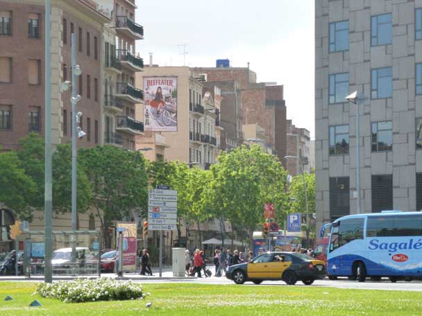 Creu Coberta 31 - Barcelona- Beefeater