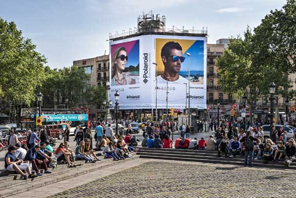 Plaza Catalunya - Polaroid