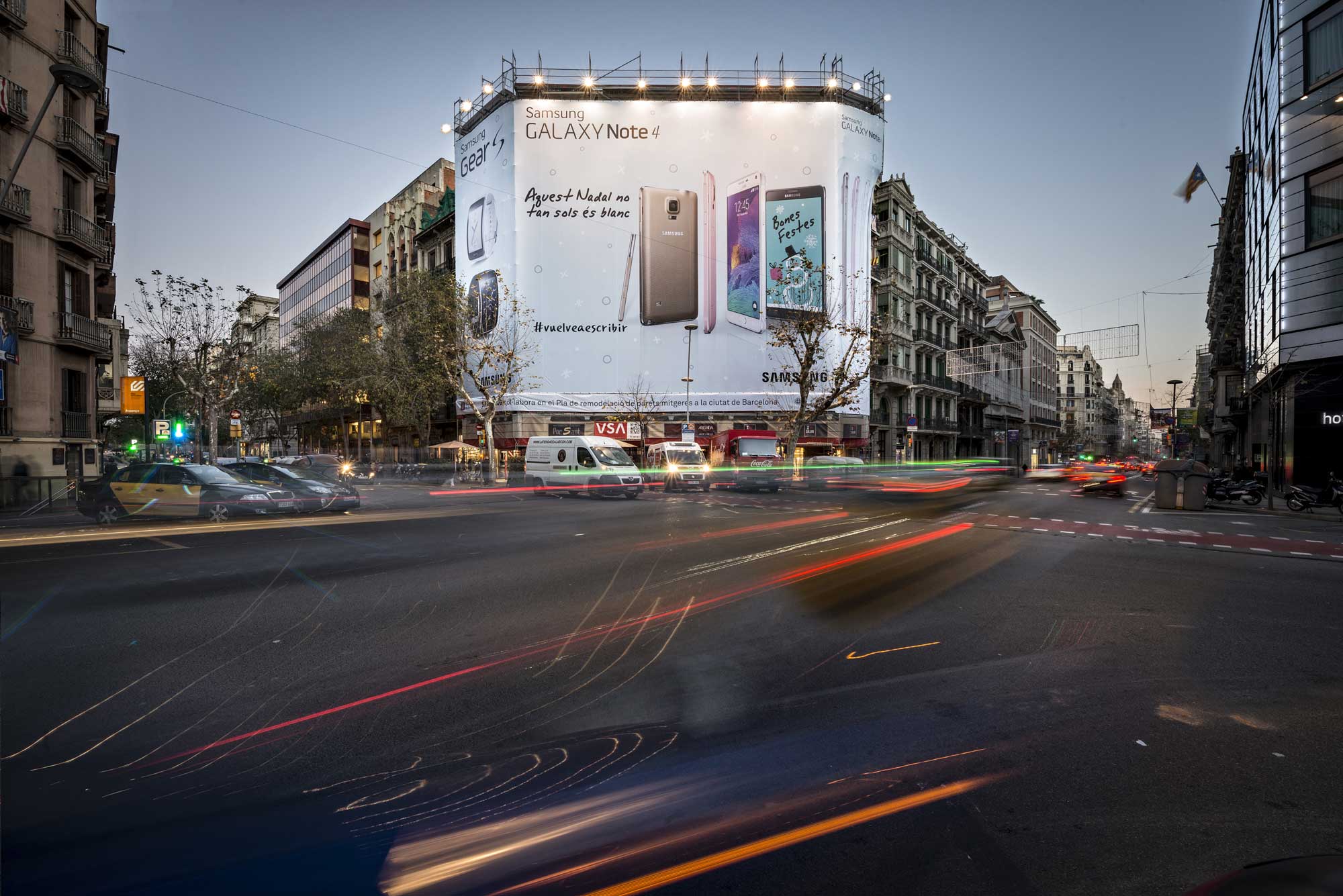 lona-publicitaria-barcelona-samsung-galaxy-note-4-dia-vsa-comunicacion