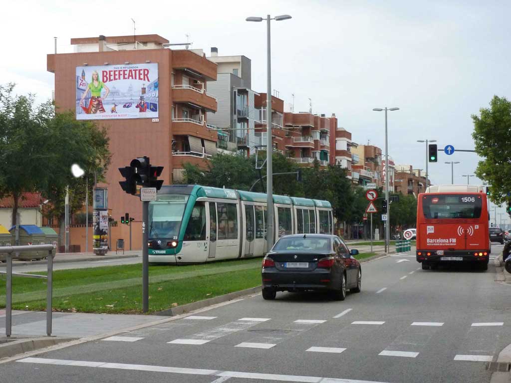pym-medianera-publicidad-exterior-barcelona-beefeater-in-edit-festival-vsa-comunicacion