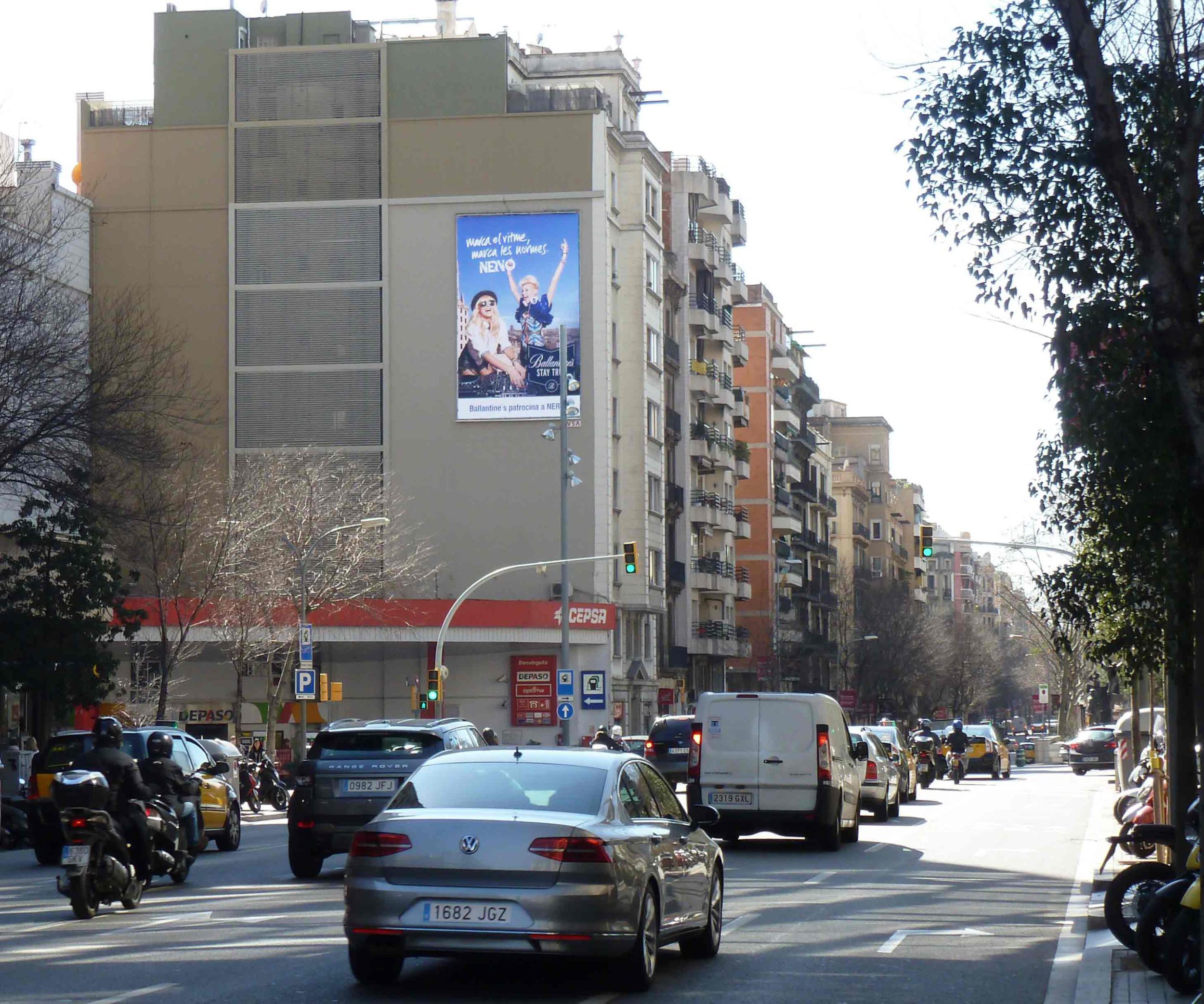 pym-barcelona-calle-aragon-ballantine-nervo-marzo-vsa-comunicacion