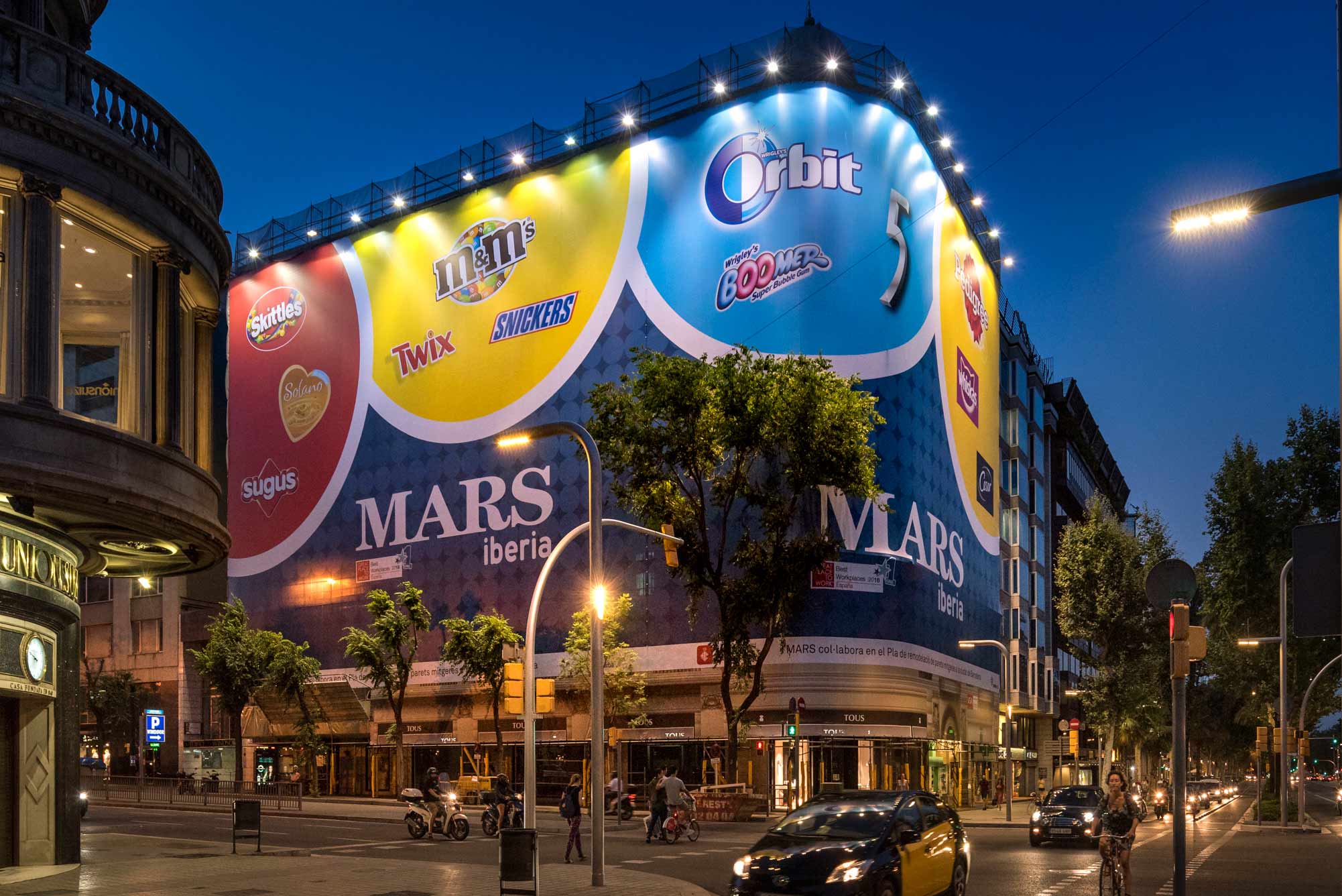 lona-publicitaria-barcelona-avenida-diagonal-478-mars-iberia-lateral-vsa-comunicacion