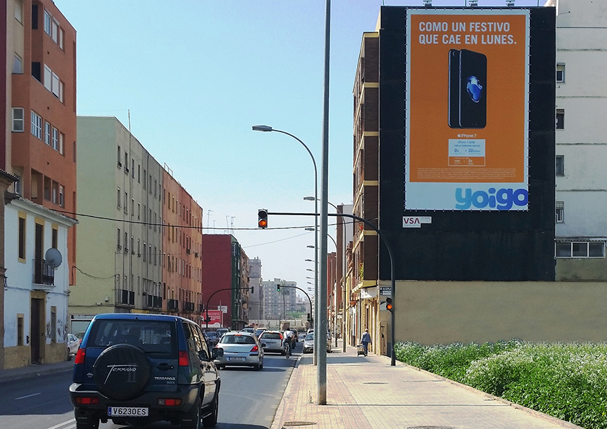 pym-valencia-avenida-constitucion-337-yoigo-valencia-vsa-comunicacion