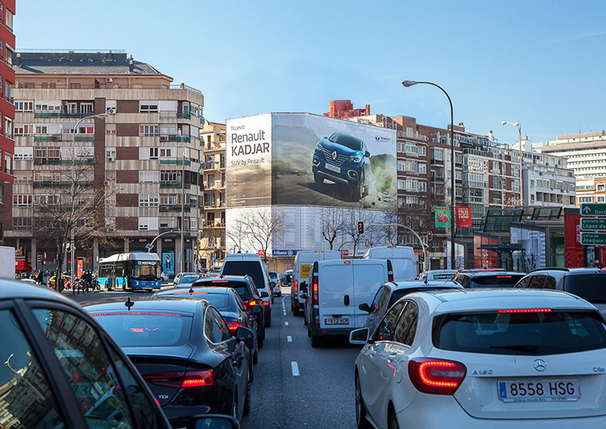 lona-publicitaria-madrid-general-pardinas-107-renault-kadjar-dia-vsa-comunicacion