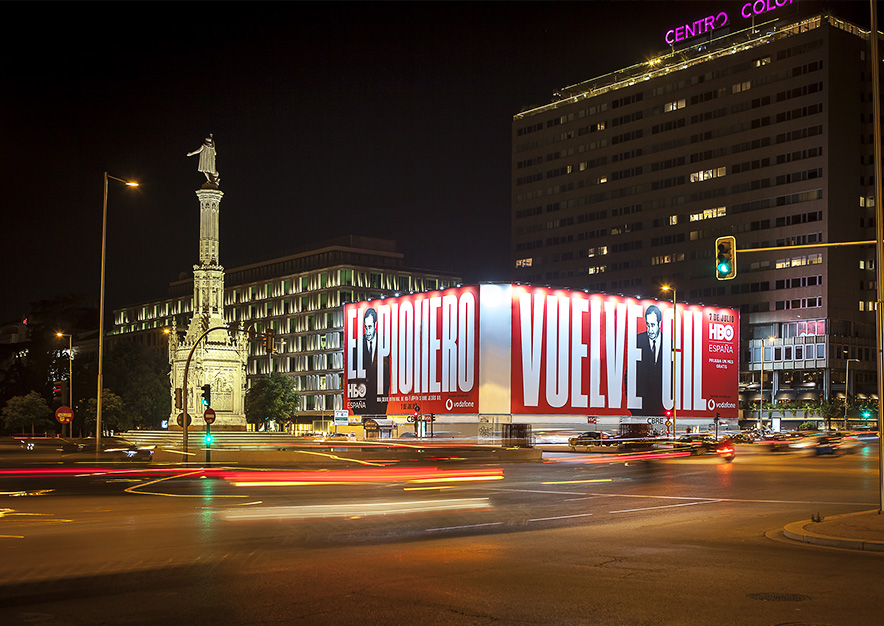 lona-publicitaria-madrid-plaza-colon-junio-hbo-noche-vsa-comunicacion