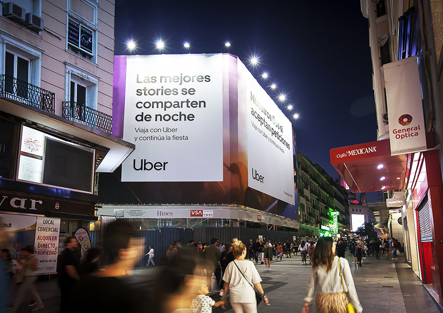 lona-publicitaria-madrid-preciados-13-uber-noche-vsa-comunicacion