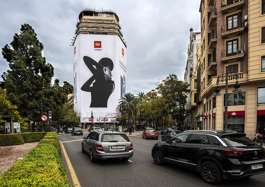 lona-publicitaria-valencia-marques-de-turia-2-xiaomi-dia-vsa-comunicacion