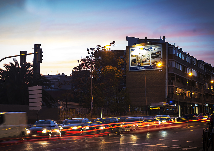 pym-madrid-oca-7-muebles-adama-noche-vsa-comunicacion